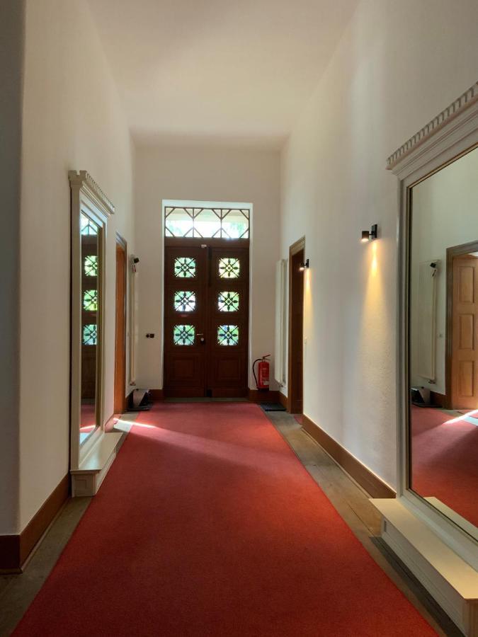 Das Ministerhaus - 1-2 Zimmer In Historischer Villa Бергкамен Екстер'єр фото